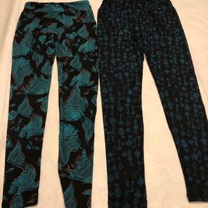 NWOT Two pairs Lularoe leggings Onesize